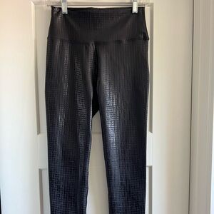 Peloton Brand Digital Foil Legging NWT